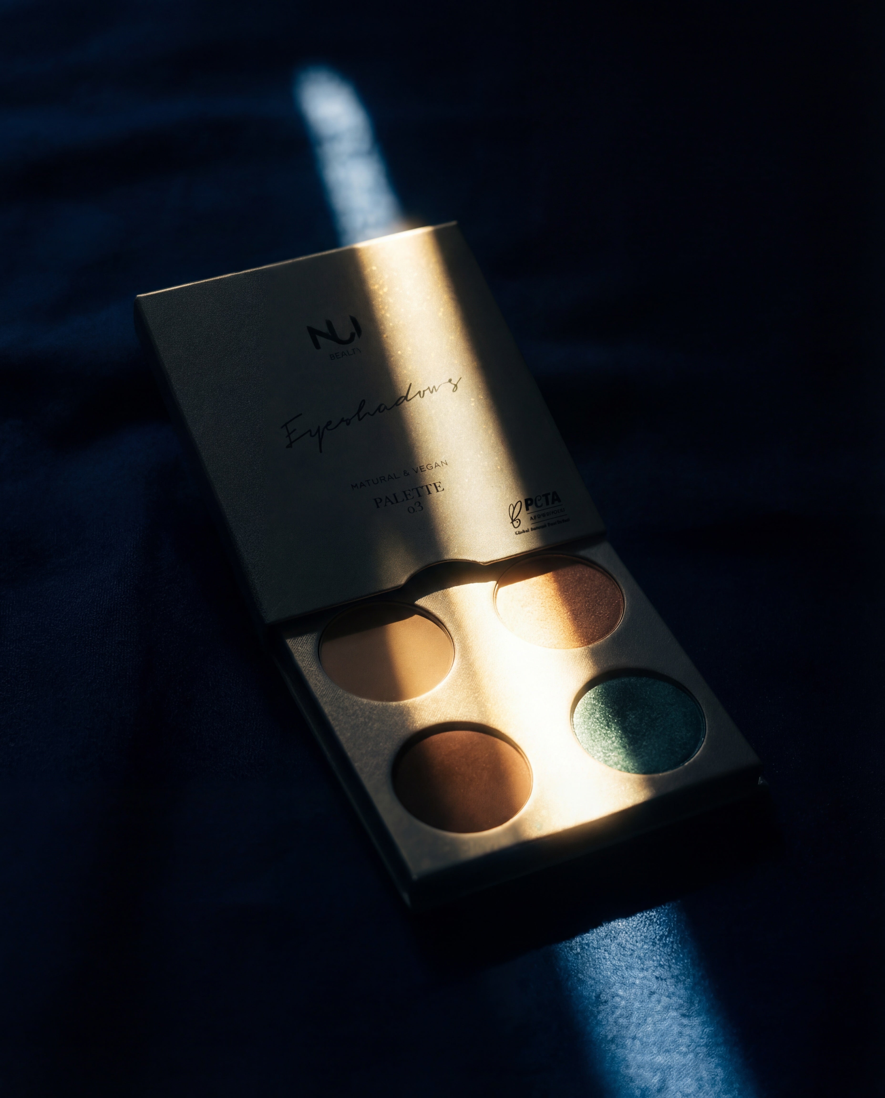 Natural and Vegan Eyeshadow Palette 03