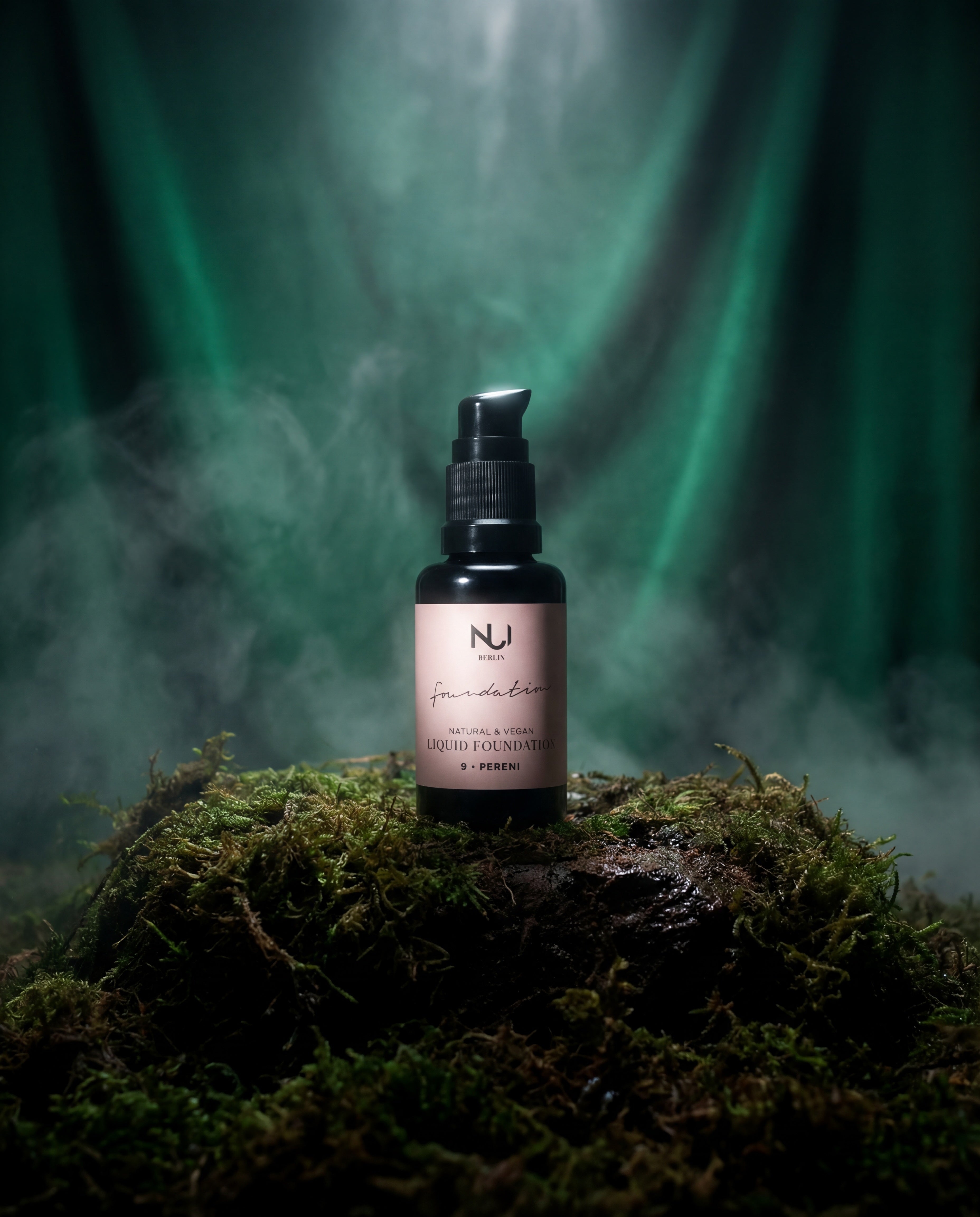 Natural Liquid Foundation 09 PERENI