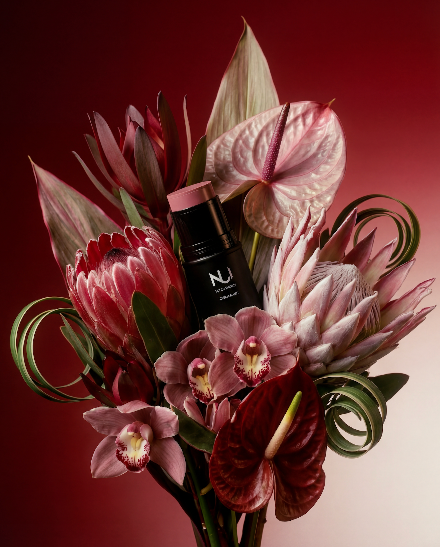 3 NUI Eyeshadowpaletten + Pititi Cream Blush Tester