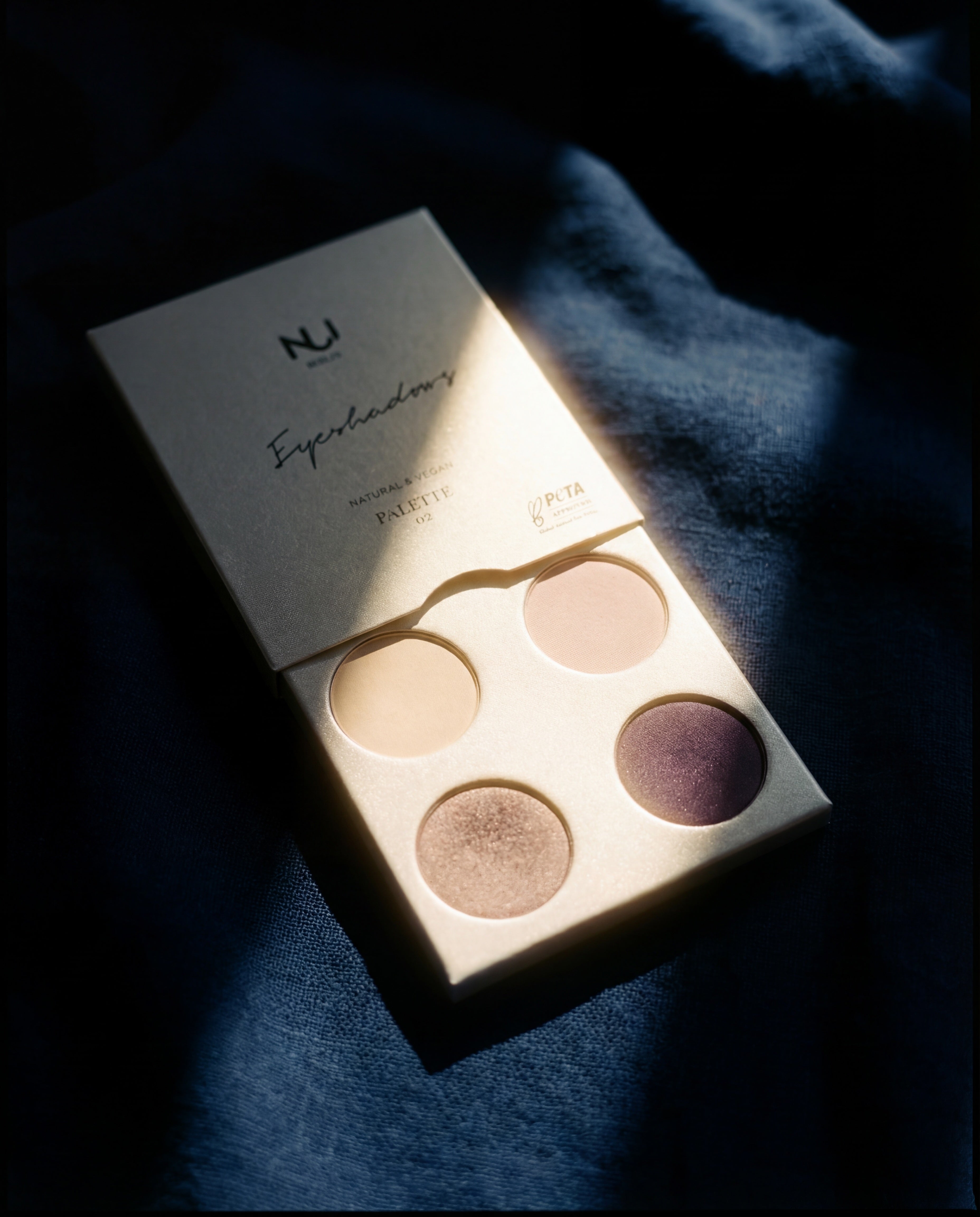 Natural and Vegan Eyeshadow Palette 02